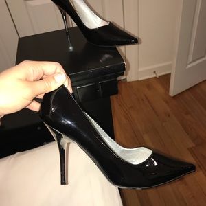 Women’s Patent and Silver 4 inch Pumps